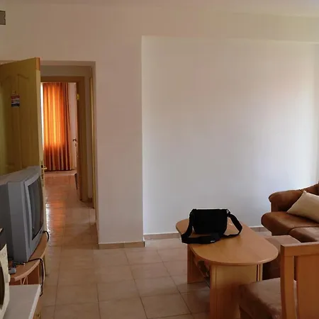 58 Apartment